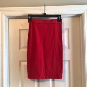 red above knee pencil skirt